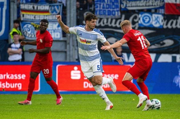 3rd Division: MSV Duisburg vs. TSV Havelse ** FOR EDITORIAL USE ONLY ** EDITORIAL USE ONLY ** p Soccer 3rd Division: MSV Duisburg vs. TSV Havelse on September 15, 2026, at the Schauinsland Reisen Arena in Duisburg. Tobias Fleckstein, Duisburg. Copyright JakobxKlos Copyright: JakobxKlos doc87m5xnwtzgx15tqdr1n8c ,EDITORIAL USE ONLY Copyright: JakobxKlos