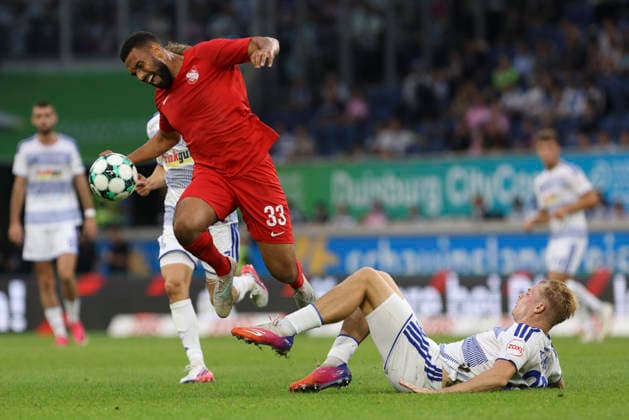 Jesse Tugbenyo of TSV Havelse and Peter Remmert of MSV Duisburg battle for the ball during the 3. Liga match between MSV Duisburg and TSV Havelse at the Schauinsland Reisen Arena on September 15, 2026, in Duisburg, Germany. Photo by Oliver Kaelke, DeFodi Images. Jesse Tugbenyo of TSV Havelse and Peter Remmert of MSV Duisburg battle for the ball during the 3. Liga match between MSV Duisburg and TSV Havelse at Schauinsland Reisen Arena on September 15, 2026 in Duisburg, Germany. Photo by Oliver Kaelke, DeFodi Images. DFB and DFL regulations prohibit any use of photographs as image sequences and or quasi-video. Photo by Oliver Kaelke, DeFodi Images.