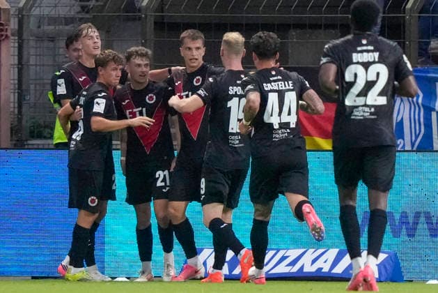 September 15, 2026, Hänsch Arena, Meppen, GER, 3rd Division, Matchday 6: SV Meppen vs. Viktoria Köln, Cologne celebrates Lucas Wolf’s 0–1 goal Viktoria Köln 21 DFL REGULATIONS PROHIBIT ANY USE OF PHOTOGRAPHS AS IMAGE SEQUENCES AND OR QUASI-VIDEO Meppen, Lower Saxony, Hänsch Arena