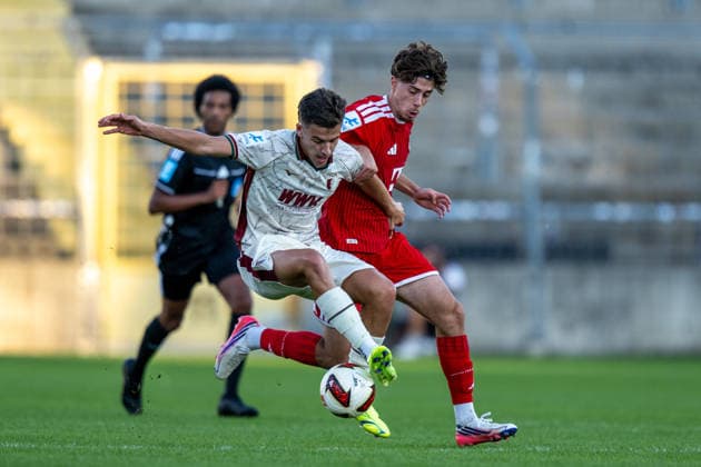Loris Husic 8, FC Augsburg II; Mudaser Sadat 17, FC Bayern Munich Amateurs; FC Bayern II vs. FC Augsburg II, Soccer, Bavarian Regional League, Matchday 9, September 15, 2026. DFB regulations prohibit any use of photographs as image sequences and or quasi-video. Munich, Bavaria, Germany Copyright: xkolbert-press UlrichxGamelx