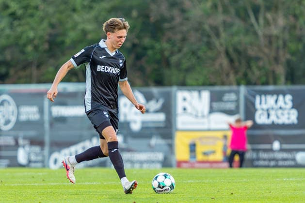 3rd Division: SG Sonnenhof Großaspach vs. Sportclub Verl, September 15, 2026, Aspach, GERMANY September 15, 2026 Paul Lehmann Sportclub Verl, 14 during the match between SG Sonnenhof Großaspach and Sportclub Verl on Matchday 6 of the 3rd League at the WIRmachenDRUCK Arena Copyright: xBEAUTIFULxSPORTS Steinx