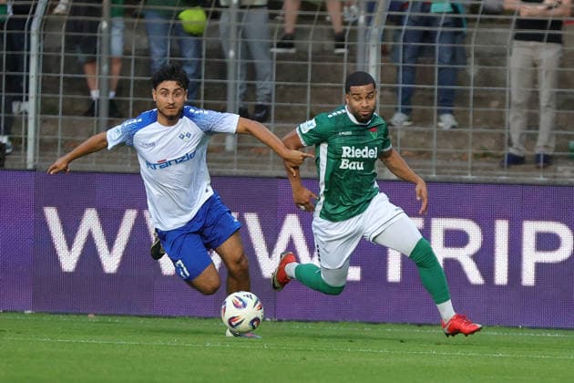 September 15, 2026, Soccer, Men s, 2026–2027 Season, Bavarian Regional League, Matchday 9: FC Schweinfurt 05 vs. FV Illertissen. From left: Nino Cassaniti (FV Illertissen, 17) vs. Jason Prodanovic (FC Schweinfurt 05, 17). Schweinfurt, Riedel Bau Arena at Sachs Stadio, Bavaria, Lower Franconia, Germany