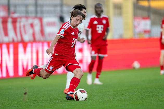 Bohdan Olychenko 8 FC Bayern Munich Amateurs, FC Bayern II vs. FC Augsburg II, Soccer, Bavarian Regional League, Matchday 9, September 15, 2026. DFB regulations prohibit any use of photographs as image sequences and or quasi-video. Munich, Bavaria, Germany Copyright: xkolbert-press UlrichxGamelx