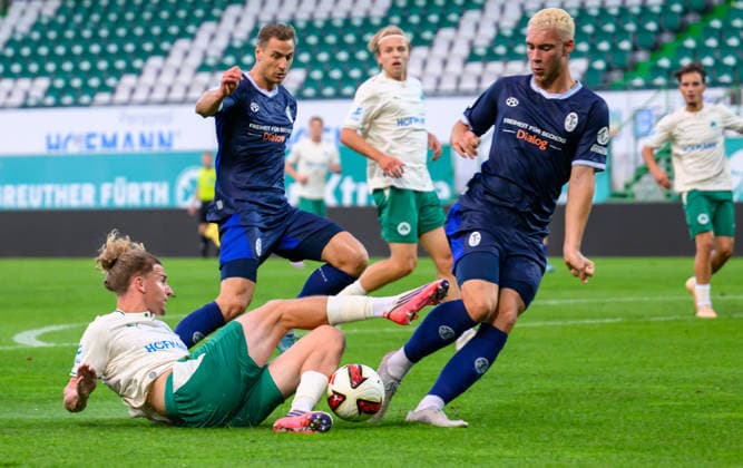 September 15, 2025 Soccer Season 2025–2026 Bavarian Regional League Matchday 09 SpVgg Greuther Fürth Fürth II U23 Kleeblatt TSV 1860 Munich Löwen xwoxzix Mika Tom Wallentowitz 9, SpVgg Greuther Fürth II Lasse Faßmann 33, TSV 1860 Munich