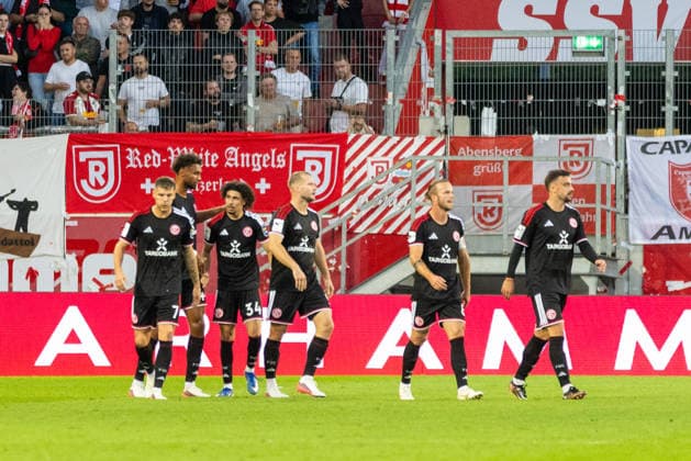 September 15, 2026, Soccer, GER, Season, 3rd Division, 2026–2027 Season, Matchday 6, SSV Jahn Regensburg vs. Fortuna Düsseldorf: Celebrations after the 1–1 draw by Erik Wekesser, Düsseldorf. DFL REGULATIONS PROHIBIT ANY USE OF PHOTOGRAPHS AS IMAGE SEQUENCES AND OR QUASI-VIDEO