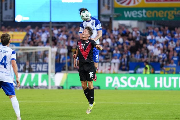 German Soccer, 3rd Division, Matchday 6, Hänsch Arena, Emslandstadion, Emsland District, Lower Saxony, Midweek Match, SV Meppen vs. Viktoria Köln Tobias Mißner (SV Meppen), 3 (header) vs. Niklas Jahn (Viktoria Köln), 16 Copyright: xMichelxWittex