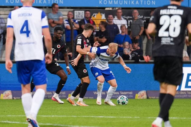 German Soccer, 3rd Division, Matchday 6, Hänsch Arena, Emslandstadion, Emsland District, Lower Saxony, Midweek Match, SV Meppen vs. Viktoria Köln: Luca Prasse (SV Meppen, No. 31) wins the ball Copyright: xMichelxWittex