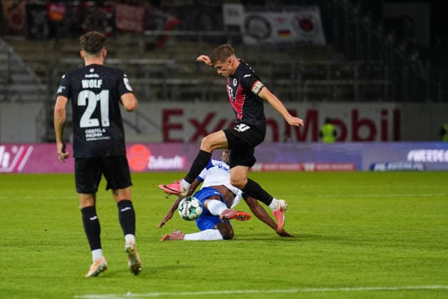 German Soccer, 3rd Division, Matchday 6, Hänsch Arena, Emslandstadion, Emsland District, Lower Saxony, Midweek Match, SV Meppen vs. Viktoria Köln, Nikell Touglo (SV Meppen), 20 Copyright: xMichelxWittex