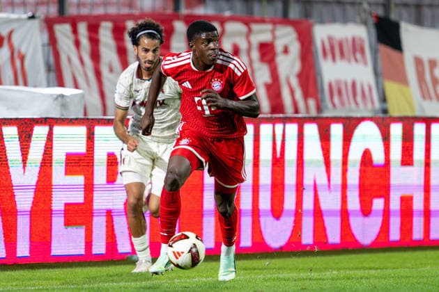 Cassiano Tomas Kiala 4 FC Bayern Munich Amateurs, FC Bayern II vs. FC Augsburg II, Soccer, Bavarian Regional League, Matchday 9, September 15, 2026. DFB regulations prohibit any use of photographs as image sequences and or quasi-video. Munich, Bavaria, Germany Copyright: xkolbert-press UlrichxGamelx