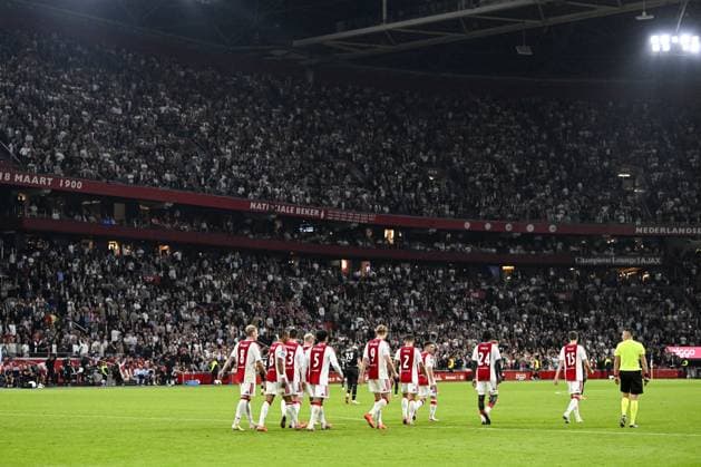 AMSTERDAM - Ajax players celebrate Davy Klaassen s 1-0 during the Dutch Eredivisie match between Ajax and Willem II at the Johan Cruijff ArenA on September 15, 2026, in Amsterdam, the Netherlands. OLAF KRAAK ANP Eredivisie 2026 27 xVIxANPxSportx xxANPxIVx 568736263 originalFilename: 568736263.jpg