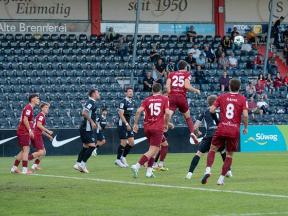 Arbnor Nuraj (SG Sonnenhof Grossaspach) clears a corner kick with a header, GER, Soccer, SG Sonnenhof Grossaspach vs. SC Verl, 3rd League, Matchday 6, Aspach, 2026–2027 season, September 15, 2026 GER, Soccer, SG Sonnenhof Grossaspach vs. SC Verl, 3rd Division, Matchday 6, 2026–2027 season, September 15, 2026 Aspach Copyright: xCarstenxSchweringx EP_CSG