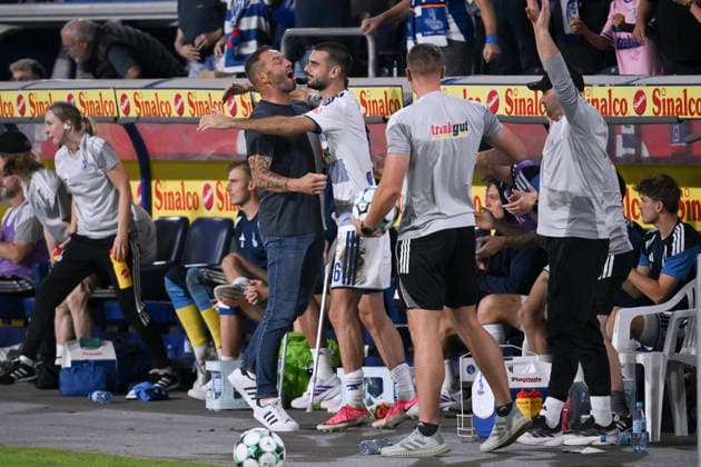 MSV Duisburg coach Dietmar Hirsch (left) celebrates with Rasim Bulic of MSV Duisburg after the final whistle on September 15, 2026, Soccer, 3rd Division, 2026–27 season, Matchday 6, MSV Duisburg vs. TSV Havelse. DFB regulations prohibit any use of photographs as image sequences and or quasi-video. Duisburg, Schauinsland Reisen Arena, North Rhine-Westphalia, Germany Team2