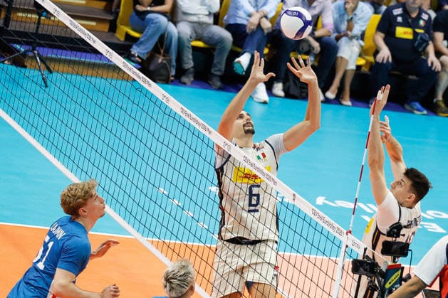 Italy™s Simone Giannelli during a Men™s Euro pool A volleyball match between Czech Republic and Italy in Modena, Italy - September 15, 2026  Copyright: xLucaxDiliberto xLaPressex