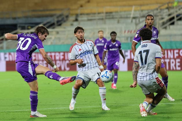 Fiorentina v Pisa Sporting Club - Coppa Italia Frecciarossa 2026-27 Franco Mastantuono of ACF Fiorentina attempts a shot on goal the Coppa Italia Frecciarossa, Round of 32 football match between ACF Fiorentina and Pisa Sporting Club played ,on September 15, 2026 at the Artemio Franchi Stadium in Florence Firenze FI Italy  Copyright: xAndreaxMartinix originalFilename:martini-fiorenti260915_npq7A.jpg
