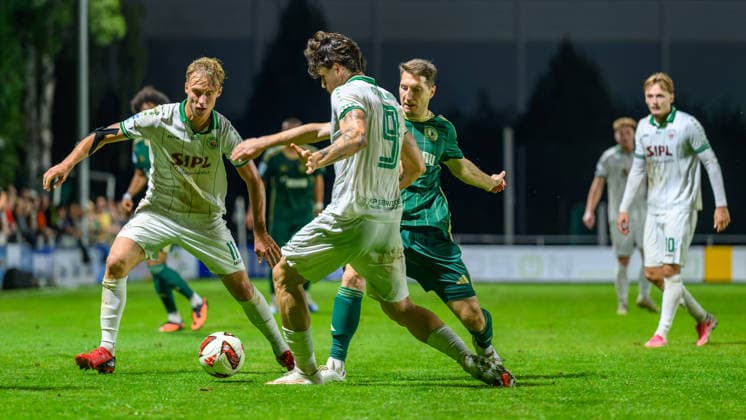 September 15, 2026 Soccer Season 2026–2027 Bavarian Regional League Matchday 09 SC Eltersdorf vs. VfB Eichstätt JoTe xjoxtex Elias Herger 11, VfB Eichstätt Moritz Gündling 9, VfB Eichstätt Manuel Stark 18, SC Eltersdorf