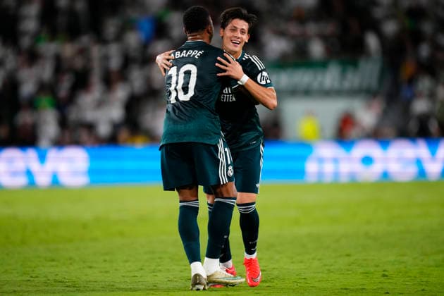 Elche CF v Real Madrid - LaLiga EA Sports 2026 27 Arda Guler attacking midfield of Real Madrid and Turkiye celebrates after scoring his sides first goal during the LaLiga EA Sports 2026 27 match between Elche CF and Real Madrid at Estadio Manuel Martinez Valero on September 15, 2026 in Elche, Spain. Elche Alicante Spain  Copyright: xJosexBretonx originalFilename:bretonhernandez-elchecfv260915_nphCK.jpg