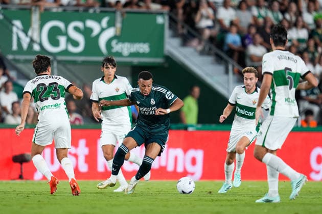 September 15, 2026, Elche, Elche, Spain: Kylian Mbappe of Real Madrid CF runs with the ball during the Spanish League, LaLiga EA Sports, football match played between Elche CF and Real Madrid CF at Estadio Manuel Martinez Valero on September 15, 2026, in Elche, Spain. Elche Spain - ZUMAa181 20260915_zaa_a181_229 Copyright: xDennisxAgyemanx