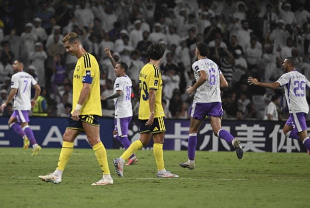 Al Ain v Al-Nassr - AFC Champions League AL AIN, UNITED ARAB EMIRATES - SEPTEMBER 15: Cristiano Ronaldo (L) of Al-Nassr in action during the AFC Champions League match between Al Ain and Al-Nassr at Hazza Bin Zayed Stadium in Al Ain, United Arab Emirates, on September 15, 2026. Hassan al Raisi Anadolu Abu Dhabi United Arab Emirates. Editorial use only. Please get in touch for any other usage.  Copyright: x2026xAnadoluxHassanxalxRaisix