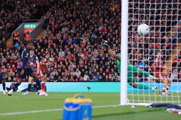Fußball: Carabao Cup, 3. Runde – Liverpool gegen Tottenham Hotspur, 15. September 2026 Carabao Cup, 3. Runde – Liverpool gegen Tottenham Hotspur Cody Gakpo von Liverpool erzielt das zweite Tor für seine Mannschaft. Foto: Simon Stacpoole Abseits Liverpool, Großbritannien  Copyright: xSimonxStacpoolexOffside