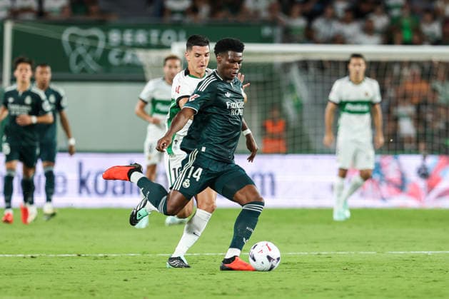 September 15, 2026, Elche, Elche, Spain: Martim Neto of Elche CF and Aurelien Tchouameni of Real Madrid CF in action during the Spanish League, LaLiga EA Sports, football match played between Elche CF and Real Madrid CF at Estadio Manuel Martinez Valero on September 15, 2026, in Elche, Spain. Elche Spain - ZUMAa181 20260915_zaa_a181_279 Copyright: xIrinaxR.xHipolitox