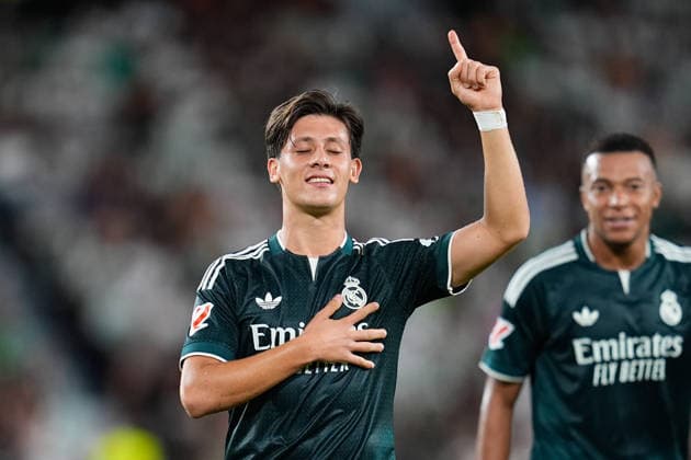 September 15, 2026, Elche, Elche, Spain: Arda Guler of Real Madrid CF celebrates after scoring his team s first goal during the Spanish League, LaLiga EA Sports, football match played between Elche CF and Real Madrid CF at Estadio Manuel Martinez Valero on September 15, 2026, in Elche, Spain. Elche Spain - ZUMAa181 20260915_zaa_a181_283 Copyright: xDennisxAgyemanx