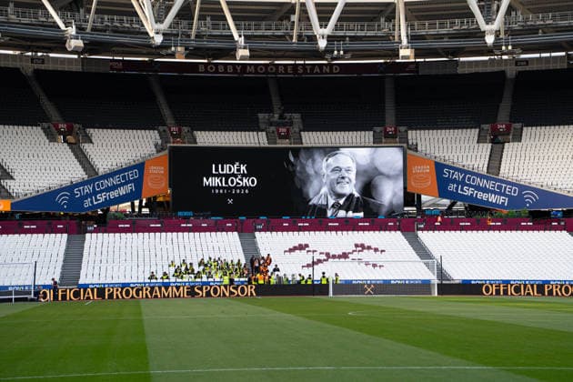 Ludek Miklosko mural before the Carabao Cup Third Round match between West Ham United and Fulham at the The London Stadium in London UK (Elliot Legg Sports Press Photo)  Copyright: x(ElliotxLegg SportsxPressxPhoto)x Sportspressphoto_SPR231803