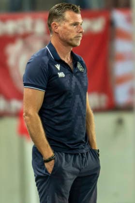 Regionalliga Northeast, Season 26-27: Hallescher FC vs. FC Carl Zeiss Jena, Halle, Germany, September 15, 2026. Pictured: Jena coach Marco Grote, deep in thought, pondering, at the Halle Saale Leuna Chemie Stadium, Saxony-Anhalt, Germany