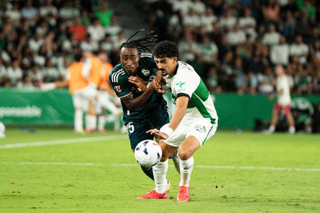 Yan Diomande seen during LaLiga EA Sports 2026-27 matchday 6 game between Elche CF and Real Madrid CF played at Martinez Valero Stadium in Elche (Marta Lopez Ball Raw Images) Elche Estadio Martinez Valero Spain Copyright: xMartaxLopezx MartaLopez_BallRawImages_Elche-RealMadrid-67