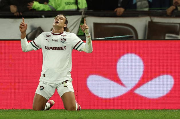 Fluminense s Uruguayan forward Agustín Canobbio celebrates after scoring a goal during the second leg of the CONMEBOL Copa Libertadores quarterfinal match between Platense of Argentina and Fluminense of Brazil, at the Ciudad de Vicente López Stadium in Buenos Aires, Argentina, on September 15, 2026. Fluminense won 2–1 and advanced to the semifinals. BUENOS AIRES, ARGENTINA Copyright: xPHOTOXPHOTOx