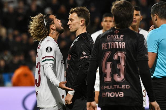 15th September 2026; Estadio Excelsior, Puerto Cortes, Honduras; CONMEBOL Libertadores Football, Platense versus Fluminense; Guido Mainero of Platense argues with Guga of Fluminense