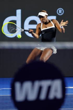 Guadalajara Open WTA, Tennis Damen 500 - Day 4 Sloane Stephens of the USA in action against Janice Tjen of Indonesia during their match at the Guadalajara Open WTA 500 in Guadalajara, Jalisco, Mexico, 15 September 2026. Guadalajara Mexico  Copyright: xFRANCISCOxGUASCOx