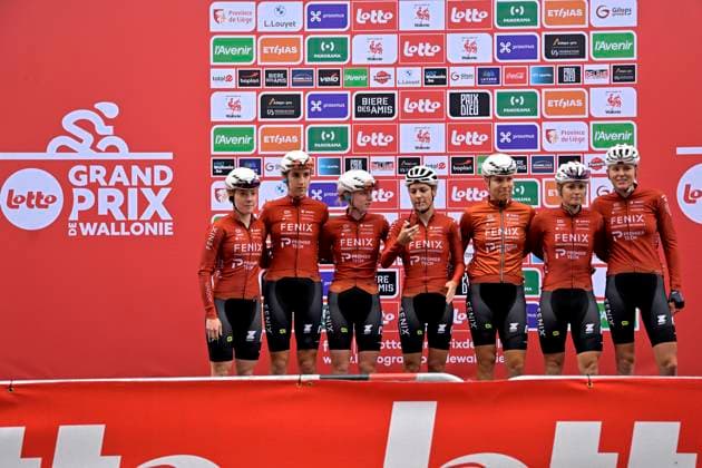 Grand Prix de Wallonie 2026 Cycling Race - Women CITADELLE DE NAMUR, BELGIUM - SEPTEMBER 16 : team Fenix-Premier Tech during the 66th edition of Grand Prix de Wallonie an UCI ProSeries 1.Pro one day cycling road race for Women Elite of 127,3 km with start in Seraing and finish in Citadelle de Namur on September 16, 2026 in Citadelle de Namur, Belgium, 16 09 2026 ( Motordriver Pieter Van Herzeele - Citadelle de Namur Belgium  Copyright: xSesx