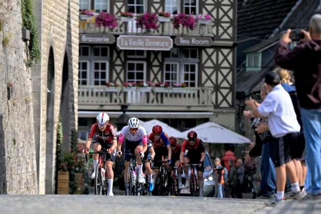 Grand Prix de Wallonie 2026 Cycling Race - Women CITADELLE DE NAMUR, BELGIUM - SEPTEMBER 16 : Meert Marieke (BEL) of Lotto Intermarché Ladies , Van Velzen Zoe of WV Schijndel (CLUB), Kloese Rose of Carbonbike Giordana Sofré by Gen Z (CLUB), Ranes Bye Camilla (NOR) of Minimax Cycling Team, Avoine Alison (FRA) of Ma Petite Entreprise, Turpeinen Viivi (FIN) of Minimax Cycling Team during the 66th edition of Grand Prix de Wallonie an UCI ProSeries 1.Pro one day cycling road race for Women Elite of 127,3 km with start in Seraing and finish in Citadelle de Namur on September 16, 2026 in Citadelle de Namur, Belgium, 16 09 2026 ( Motordriver Pieter Van Herzeele - Citadelle de Namur Belgium Copyright: xSesx