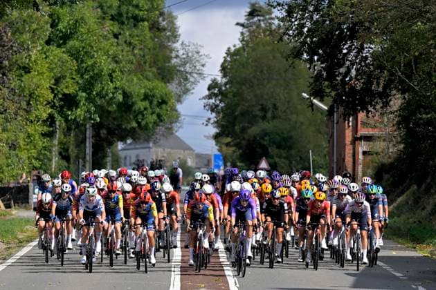 Grand Prix de Wallonie 2026 Cycling Race - Women CITADELLE DE NAMUR, BELGIUM - SEPTEMBER 16 : illustration picture peloton during the 66th edition of Grand Prix de Wallonie an UCI ProSeries 1.Pro one day cycling road race for Women Elite of 127,3 km with start in Seraing and finish in Citadelle de Namur on September 16, 2026 in Citadelle de Namur, Belgium, 16 09 2026 ( Motordriver Pieter Van Herzeele - Citadelle de Namur Belgium  Copyright: xSesx