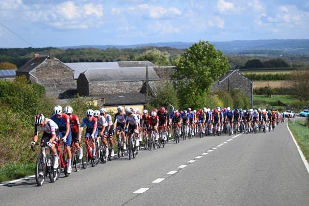 Grand Prix de Wallonie 2026 Cycling Race CITADELLE DE NAMUR, BELGIUM - SEPTEMBER 16 : illustration picture peloton during the 66th edition of Grand Prix de Wallonie an UCI ProSeries 1.Pro one day cycling road race for Men Elite of 196.8 km with start in Seraing and finish in Citadelle de Namur on September 16, 2026 in Citadelle de Namur, Belgium, 16 09 2026 ( Motordriver Kenny Verfaillie - Citadelle de Namur Belgium  Copyright: xVincentxKalutx