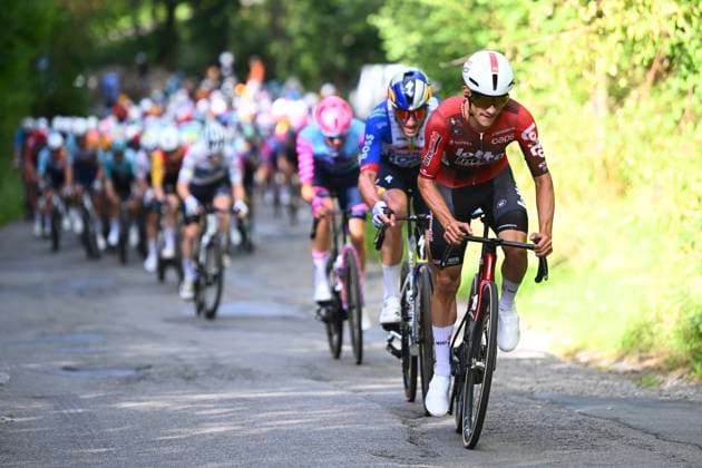 Grand Prix de Wallonie 2026 Cycling Race CITADELLE DE NAMUR, BELGIUM - SEPTEMBER 16 : Gualdi Simone (ITA) of Lotto Intermarche leading the peloton during the 66th edition of Grand Prix de Wallonie an UCI ProSeries 1.Pro one day cycling road race for Men Elite of 196.8 km with start in Seraing and finish in Citadelle de Namur on September 16, 2026 in Citadelle de Namur, Belgium, 16 09 2026 ( Motordriver Kenny Verfaillie - Citadelle de Namur Belgium  Copyright: xVincentxKalutx