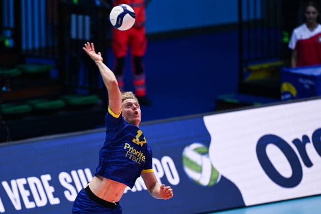 September 16, 2026: Axel Enlund of Sweden during the CEV EuroVolley 2026 group stage volleyball match between Sweden and Slovakia on September 16, 2026 in Modena. Photo by Matteo Gribaudi, BILDBYRAN COP 18 XY0130 volleyball volleyball volleyball European Championships Sweden Slovakia CEV EuroVolley 2026 Sweden Slovakia bbeng  Copyright: MATTEOxGRIBAUDI BB260916BB149