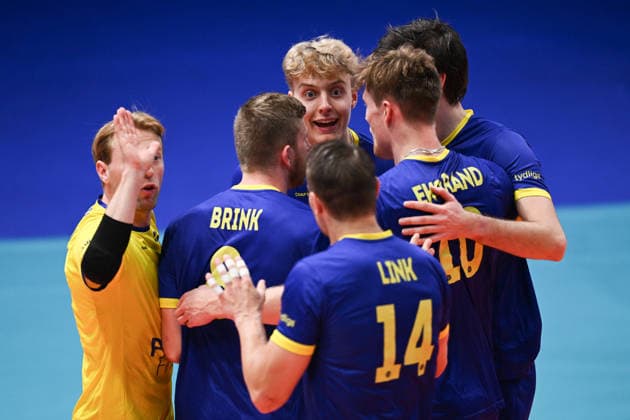 September 16, 2026: Axel Enlund and the Swedish players celebrate during the CEV EuroVolley 2026 group stage volleyball match between Sweden and Slovakia on September 16, 2026 in Modena. Photo by Matteo Gribaudi. BILDBYRAN COP 18 XY0130 volleyball volleyball volleyball European Championships Sweden Slovakia CEV EuroVolley 2026 Sweden Slovakia BBENG celebration  Copyright: MATTEOxGRIBAUDI BB260916BB152