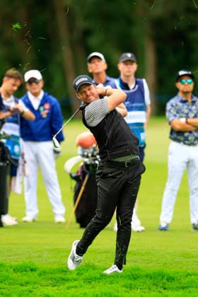 RECORD DATE NOT STATED 16th September 2026; Wentworth Golf Club, Virginia Water, Surrey, England; DP World Tour Golf, BMW PGA, Golf Herren Championship, Pro Am; Dave Willet letting his approach on the 18th slip to the right from a tough lie ChrisxRoll