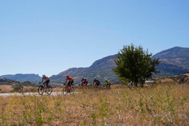 The pack rides during the Giro d’Abruzzo, stage 2 from Popoli Terme to Caramanico Terme (143 km) - Abruzzo, Italy - Wednesday, September 16, 2026. - cycling.  Copyright: xFabioxFerrari LaPressex
