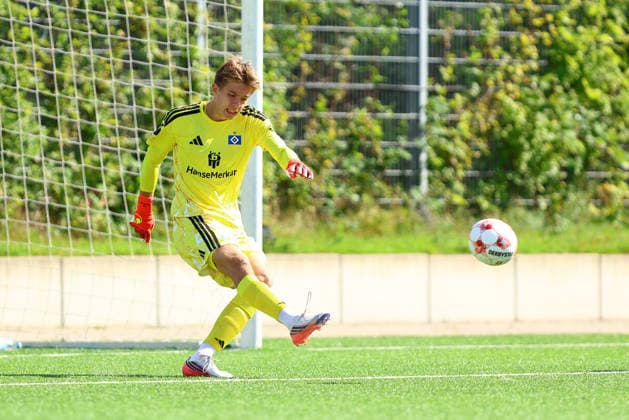 1 Colin Poppelbaum Hamburger SV U21 Soccer I Men s I Regionalliga Nord I 2026–2027 Season I Matchday 9 I Hamburger SV U21 vs. FC St. Pauli U23 I September 16, 2026 I Hoheluft Stadium