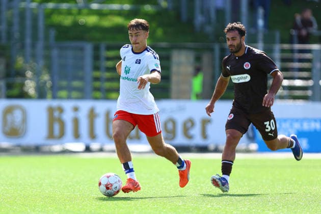 6 Henri Schümann Hamburger SV U21 Soccer I Men s I Regionalliga Nord I 2026–2027 Season I Matchday 9 I Hamburger SV U21 vs. FC St. Pauli U23 I September 16, 2026 I Hoheluft Stadium