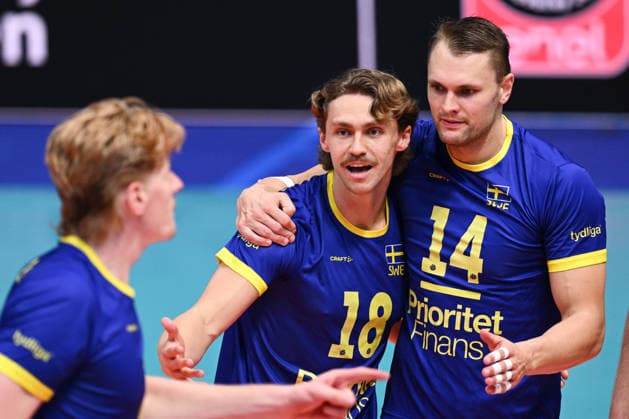 September 16, 2026: Oskar von Sydow and Jacob Link of Sweden celebrate during the CEV EuroVolley 2026 group stage volleyball match between Sweden and Slovakia on September 16, 2026 in Modena. Photo by Matteo Gribaudi, BILDBYRAN COP 18 XY0130 volleyball volleyball volleyball European Championship Sweden Slovakia CEV EuroVolley 2026 Sweden Slovakia BBENG celebration  Copyright: MATTEOxGRIBAUDI BB260916BB181