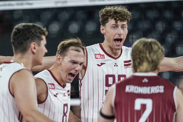 Turkiye v Latvia - CEV EuroVolley 2026 Men CLUJ, ROMANIA - SEPTEMBER 16: Players of Latvia celebrate after scoring during the CEV 2026 European Men s Volleyball Championship Group D match between Turkiye and Latvia at BT Arena in Cluj, Romania, on September 16, 2026. Osmancan Gurdogan Anadolu Cluj-Napoca Romania. Editorial use only. Please get in touch for any other usage.  Copyright: x2026xAnadoluxOsmancanxGurdoganx