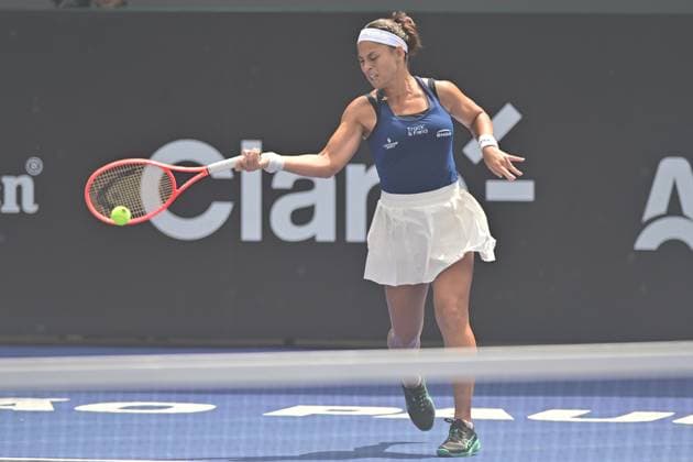 Villa Lobos Park, Sao Paulo (SP), 09 16 2026 - SPORTS SP OPEN: CAROLINA ALVES (BRA) x SUZAN LAMENS (HOL) - Player Carolina Alves (BRA), during a match against Suzan Lamens (HOL), valid for the first round of the SP Open WTA, Tennis Damen 250, held at Villa Lobos Park, in Sao Paulo, on the morning of this Wednesday, 16 (Photo: Eduardo Carmim Photo Premium SPP) 30930 (Eduardo Carmim SPP)  Copyright: xEduardoxCarmimx xSPPx spp-en-EdCa-eduardo_carmim_photo_premium_507359