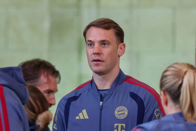 Manuel Neuer, FC Bayern Munich, 01, GER; Minister-President Dr. Markus Söder welcomes the FC Bayern Munich women’s and men’s soccer teams to honor them as German champions for the 2025–28 season, September 16, 2026, GER, Minister President Dr. Markus Söder welcomes the FC Bayern Munich women’s and men’s soccer teams to honor them as German champions for the 2025–28 season, September 16, 2026, Munich Copyright: xEibner-Pressefoto JennixMaulx EP_JML