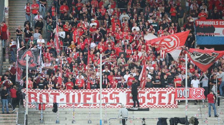 September 16, 2026, xrekx, Soccer 3rd Division, SV Waldhof Mannheim vs. Rot-Weiss Essen, RWE fans, atmosphere, scarves, ultras, spectators, visitors, choreography, Mannheim