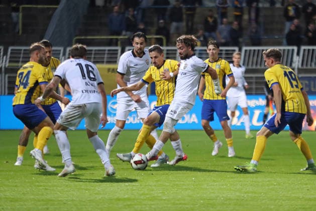 Soccer, Northeast Regional League: 1. FC Lok Leipzig vs. BFC Dynamo, September 16, 2026; Alexander Siebeck 14, Lok Leipzig vs. Diren Mehmet Günay 26, BFC Dynamo; Soccer, Northeast Regional League, 2026–2027 season, Matchday 9: 1 FC Lok Leipzig vs. BFC Dynamo on September 16, 2026, at Bruno Plache Stadium, Leipzig Copyright: xBEAUTIFULxSPORTS JanxKaeferx