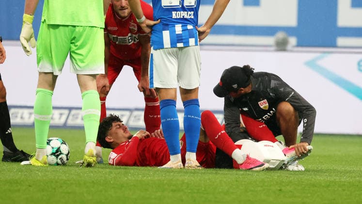 FC Hansa Rostock vs. VFB Stuttgart II, Rostock, September 16, 2026, Soccer 3rd Division: FC Hansa Rostock vs. VFB Stuttgart II. Ertugrul Yigit of Stuttgart II had to leave the field due to injury. Rostock Ostseestadion, Mecklenburg-Western Pomerania, Germany