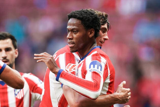 MADRID, SPAIN - SEPTEMBER 16: Jonathan David of Atletico de Madrid celebrates after scoring the team s first goal with teammates during the LaLiga EA Sports football match between Atletico de Madrid and CA Osasuna at Estadio Riyadh Air Metropolitano on September 16, 2026 in Madrid, Spain. (Photo by Ricardo Nogueira Sports Press Photo) Copyright: xRicardoxNogueira SportsxPressxPhotox Sportspressphoto_SPR232934